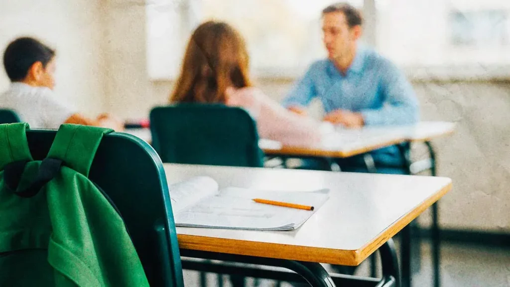 Ibero Puebla destaca los retos del magisterio: precariedad, innovación tecnológica y futuro de la enseñanza