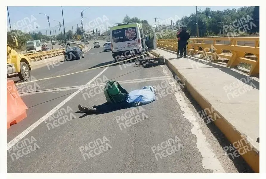 Muere repartidor de Uber Eats tras derrapar en Periférico Ecológico de Puebla