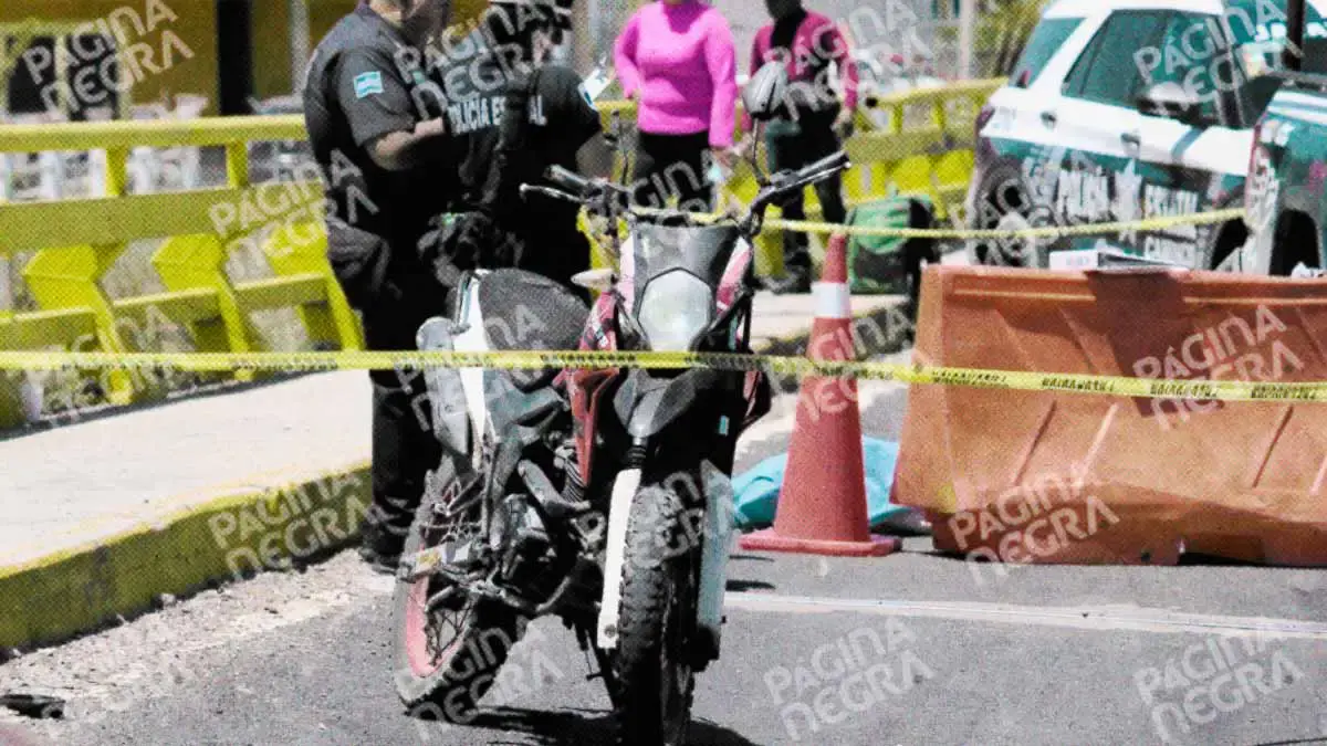 Muere repartidor de Uber Eats tras derrapar en Periférico Ecológico de Puebla