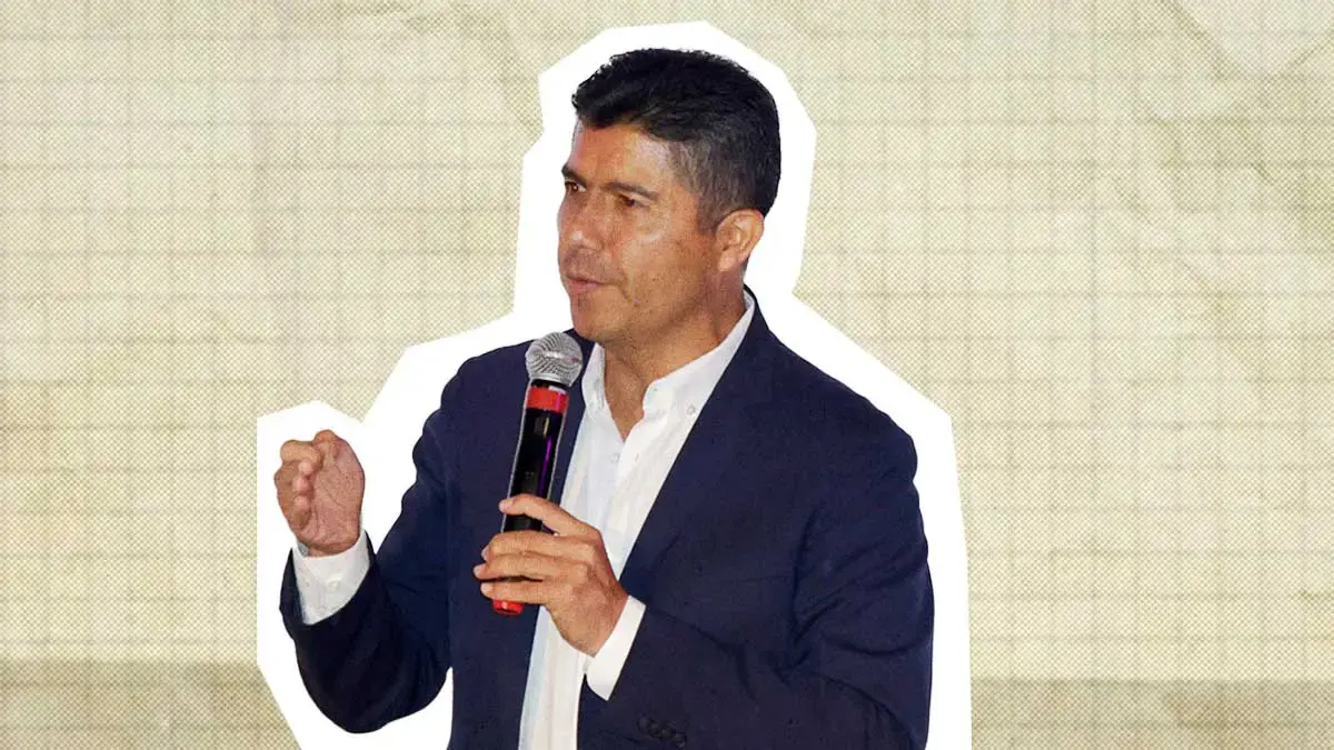 Contraloría cita a Eduardo Rivera para aclarar nombramiento en la Policía Municipal de Puebla