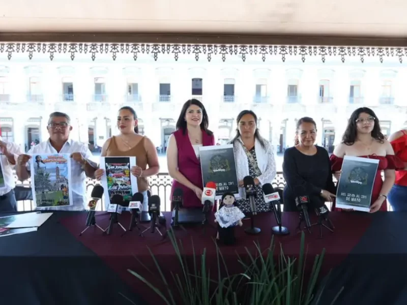 Presentan cartelera de fiestas patronales de mayo en Zacatlán
