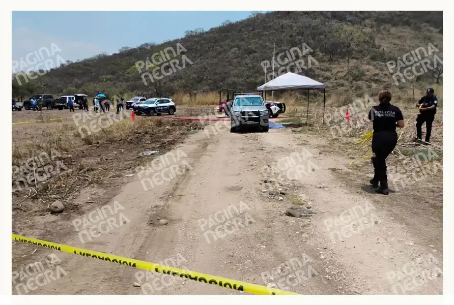 Mataron a machetazos al hermano de la exedil de Tilapa; lo abandonaron cerca de la carretera Izúcar de Matamoros-Tepexco