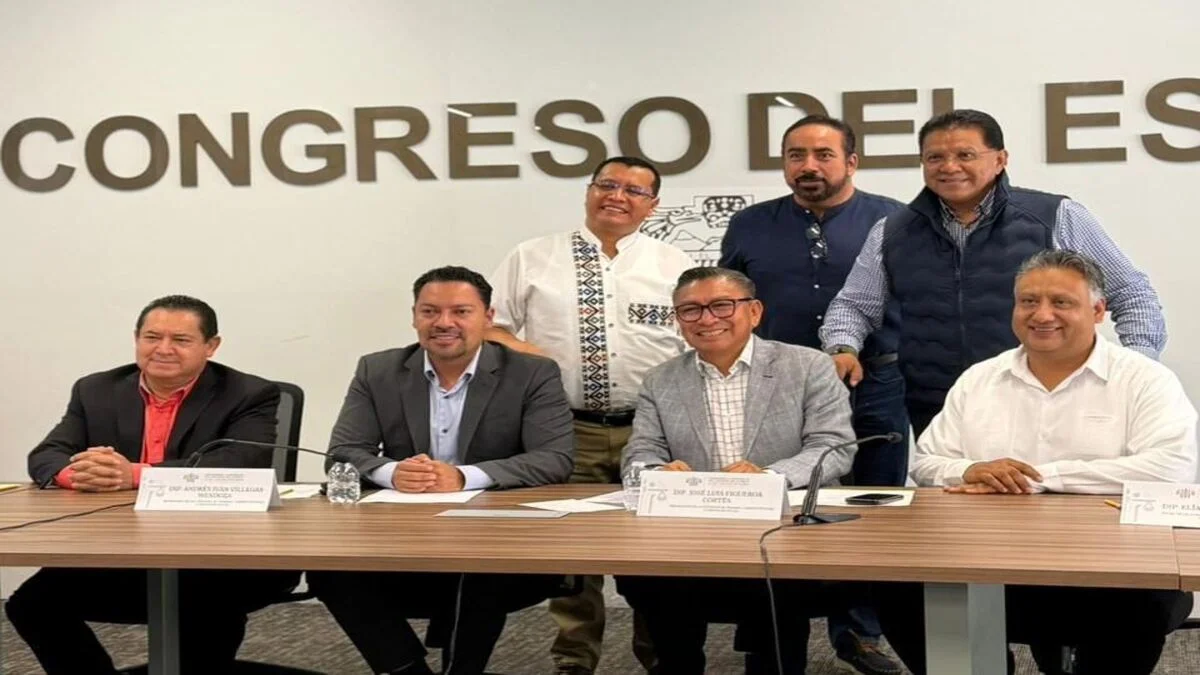 Andrés Villegas celebra la protección de la libertad y la autonomía sindical en Puebla