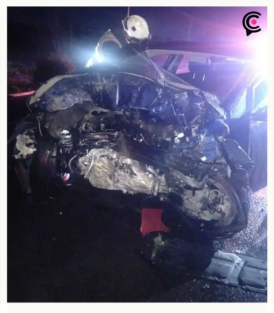 Mueren dos personas prensadas tras carambola en Huejotzingo, Puebla