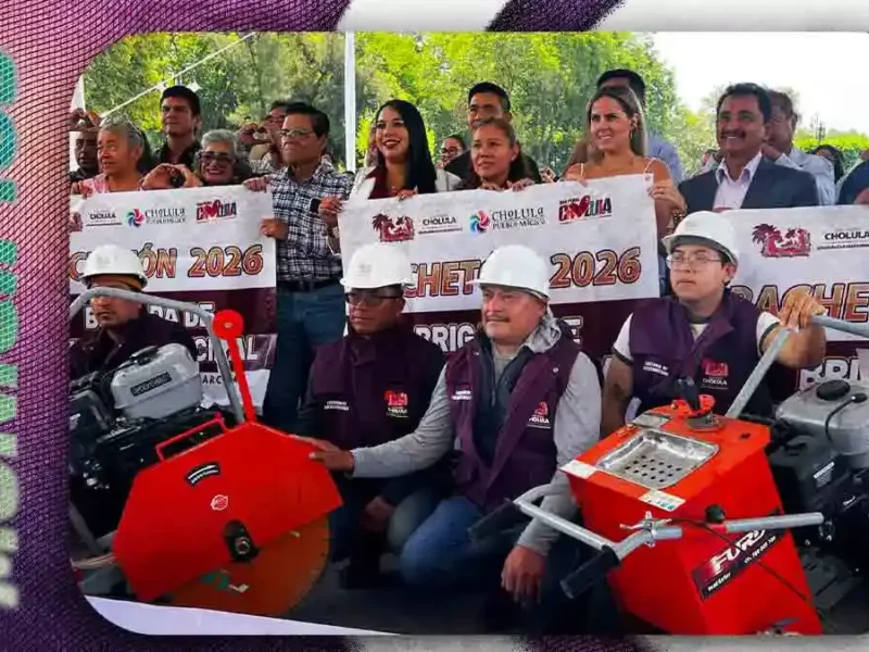 Tonantzin Fernández entrega maquinaria para reforzar bacheo en San Pedro Cholula