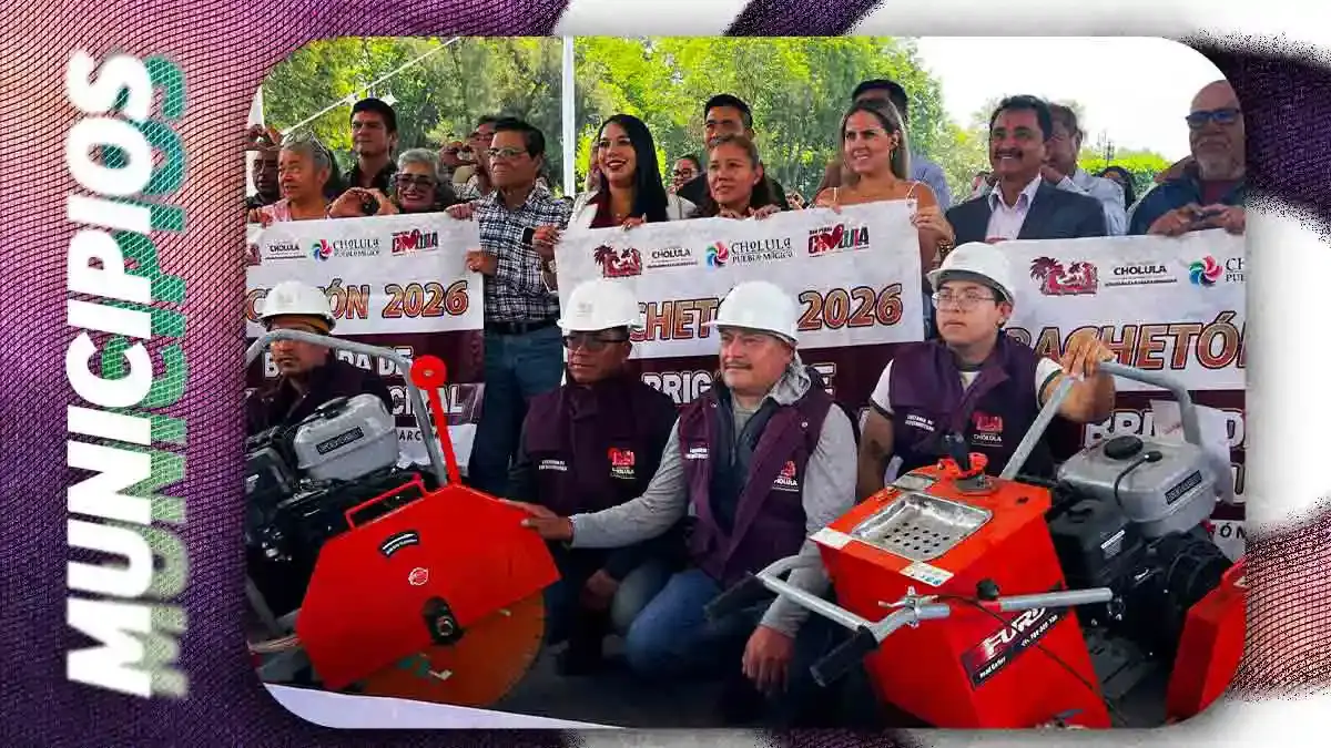 Tonantzin Fernández entrega maquinaria para reforzar bacheo en San Pedro Cholula