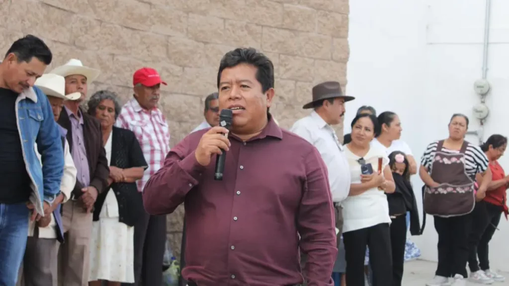 Inician obra de adoquinamiento en Santa Rosa, Tecamachalco
