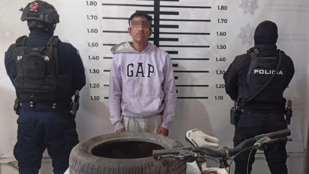 Policía de Texmelucan asegura a masculino señalado por presunto robo a domicilio en la localidad de El Moral