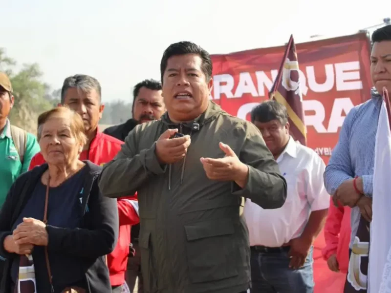 Inicia obra de camino rural que conectará comunidades de Tecamachalco