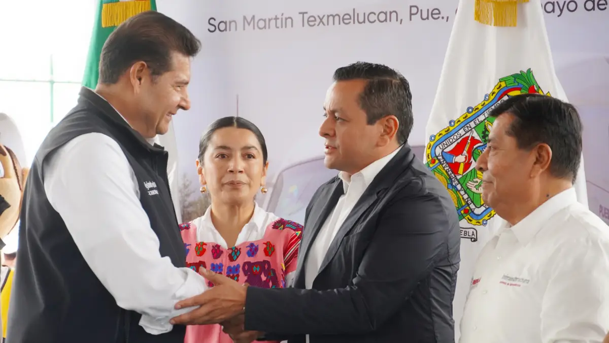 Edil Juan Manuel Alonso acompaña al gobernador Alejandro Armenta a la inauguración del Centro de Adiestramiento para Operadores de Carga en Texmelucan