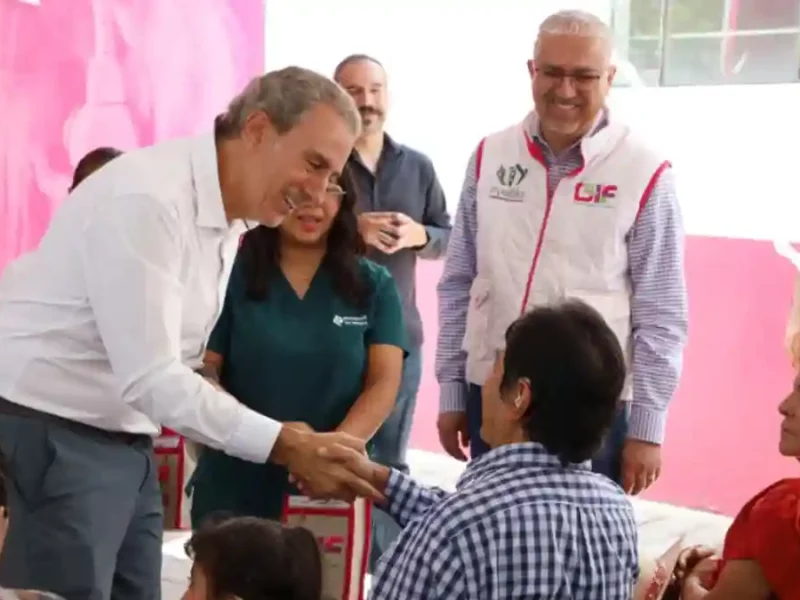 Pepe Chedraui, a través del programa “Oír para Vivir”, entrega 50 aparatos auditivos