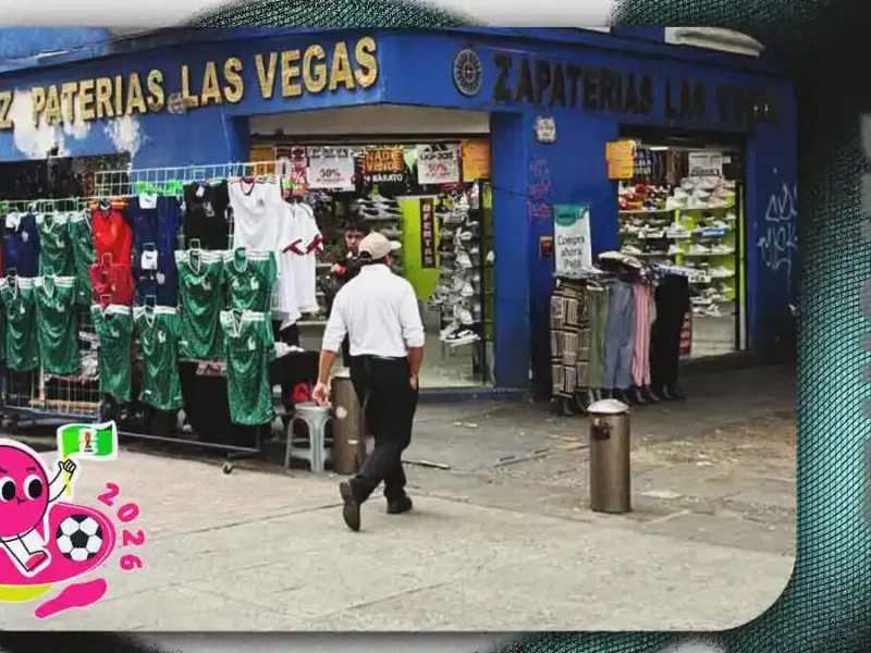 Ambulantes de Puebla capitalizan euforia por el Mundial 2026 con playeras deportivas pirata