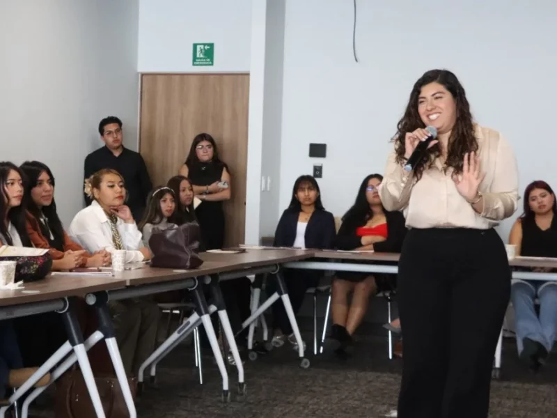 Impulsa diputada Xel Arianna Hernández Parlamento Juvenil de Mujeres Universitarias