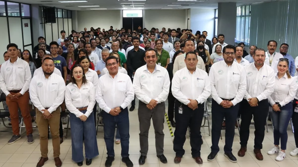 Impulsa Pável Gaspar vinculación con jóvenes de la Mixteca