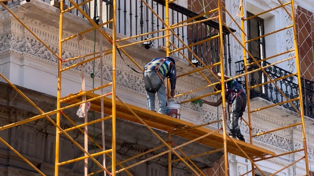 Realizan trabajos de rehabilitación en la antigua sede del Congreso 