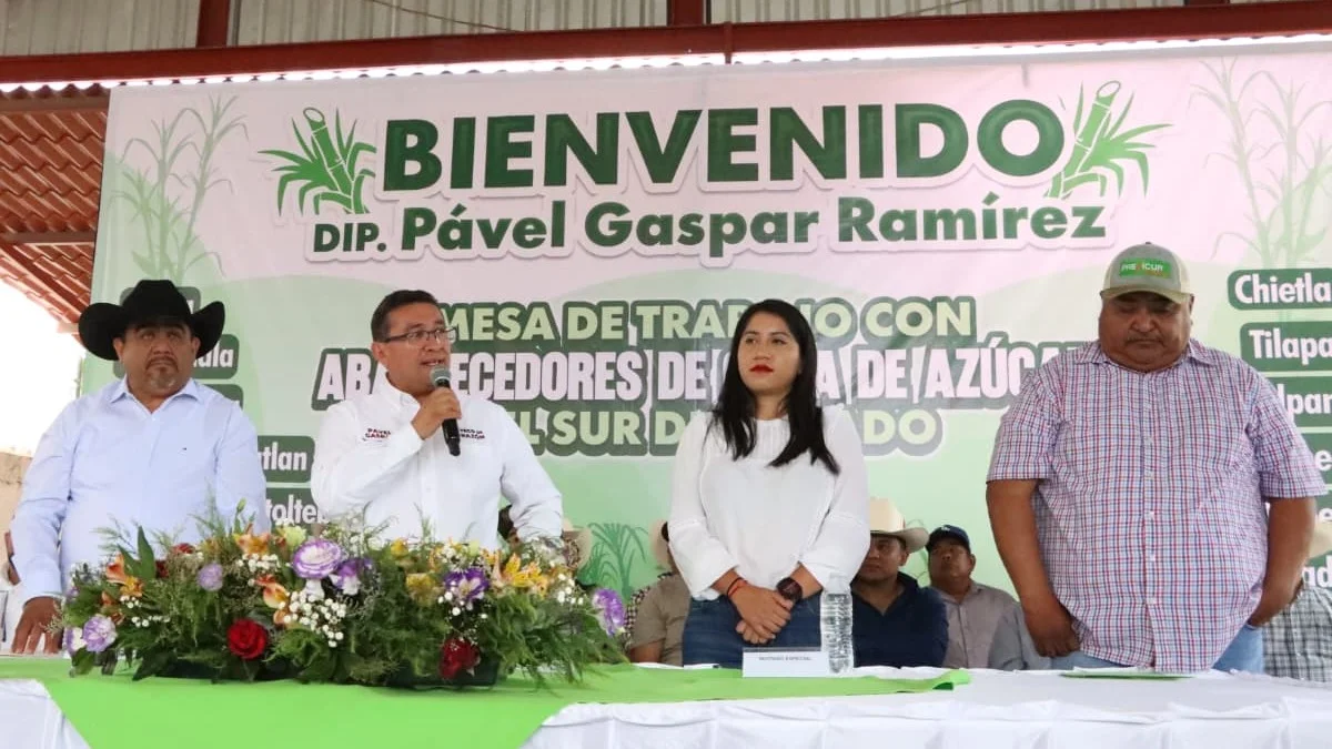 Fortalece Pável Gaspar diálogo con productores cañeros del sur del estado 