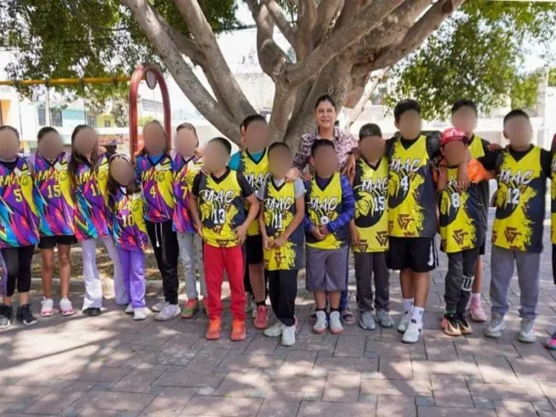 Diputada Ana Tepole impulsa el deporte y respalda a la niñez de Tehuacán con entrega de uniformes  