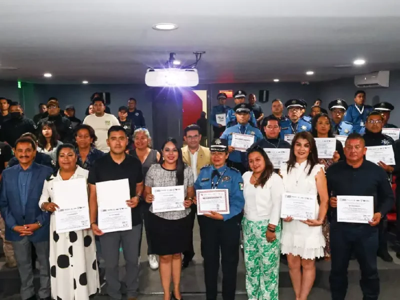 Gobierno de Tonantzin Fernández impulsa profesionalización policial para atención turística