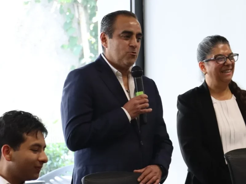 Encabeza el diputado Mauricio Céspedes Taller de Técnica Parlamentaria con jóvenes