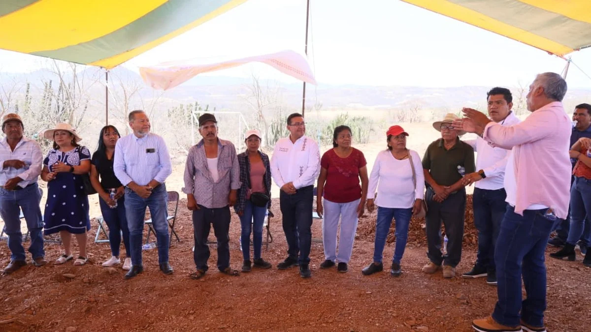 Diputado Pável Gaspar impulsa desarrollo social en comunidades del Valle de Acatlán de Osorio
