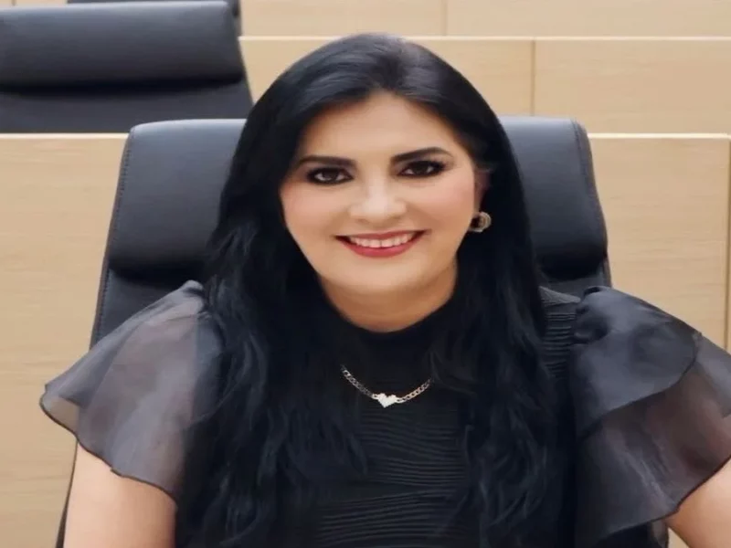 Delfina Pozos presenta exhorto para transparentar línea de crédito del Ayuntamiento de Puebla  