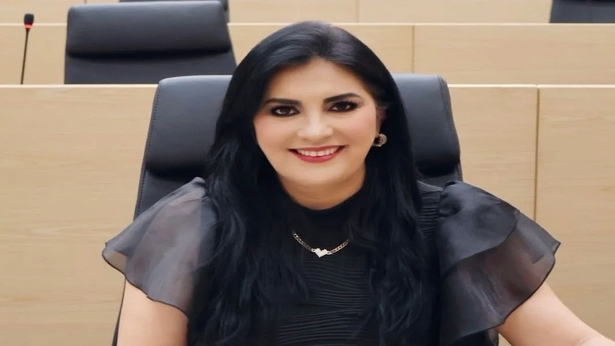Delfina Pozos presenta exhorto para transparentar línea de crédito del Ayuntamiento de Puebla  