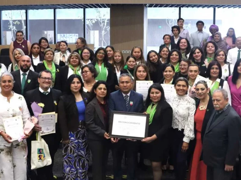 Reconocen en el Congreso del Estado los 75 años de la Licenciatura en Educación Preescolar del BINE