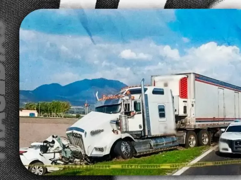 Choque frontal entre auto y tráiler deja tres muertos en la autopista Amozoc-Perote
