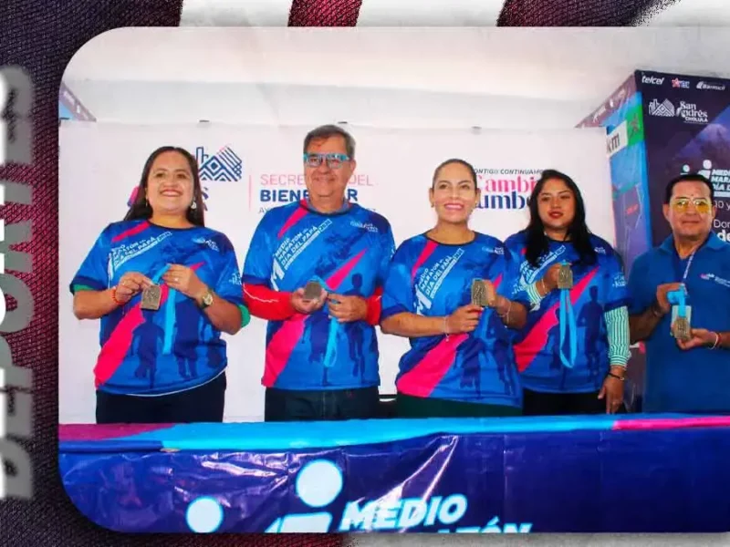 Presentan medalla y playera del Medio Maratón del Día del Padre 2026 en San Andrés Cholula