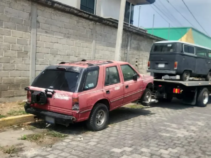 Estas acciones permiten reducir riesgos para peatones y automovilistas, evitar focos de contaminación y recuperar espacios públicos