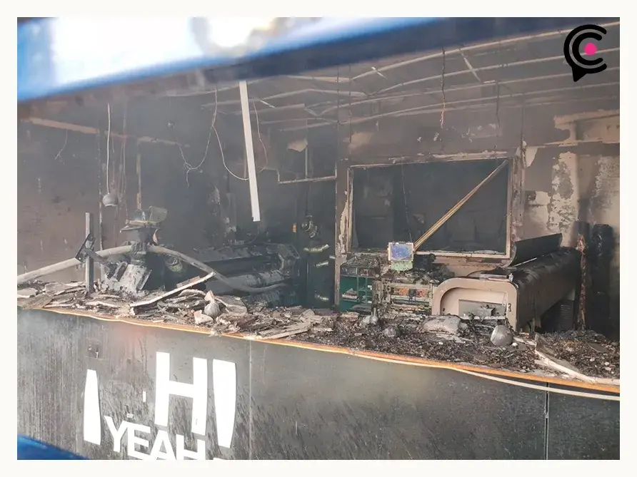 Negocio de impresiones se incendia cerca del Mercado Independencia, Puebla; no hay lesionados