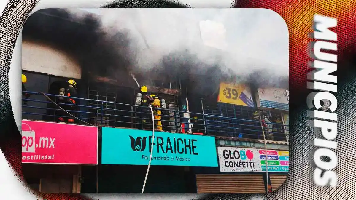 Negocio de impresiones se incendia cerca del Mercado Independencia, Puebla; no hay lesionados