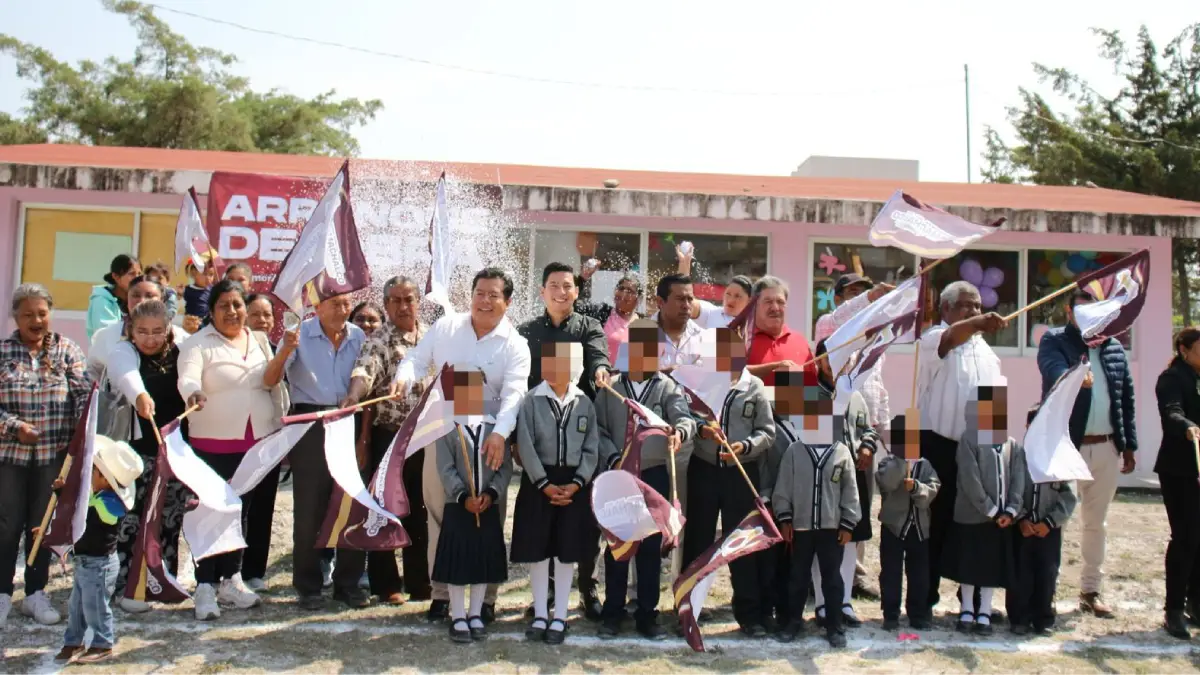 Inicia construcción de aula en El Salado