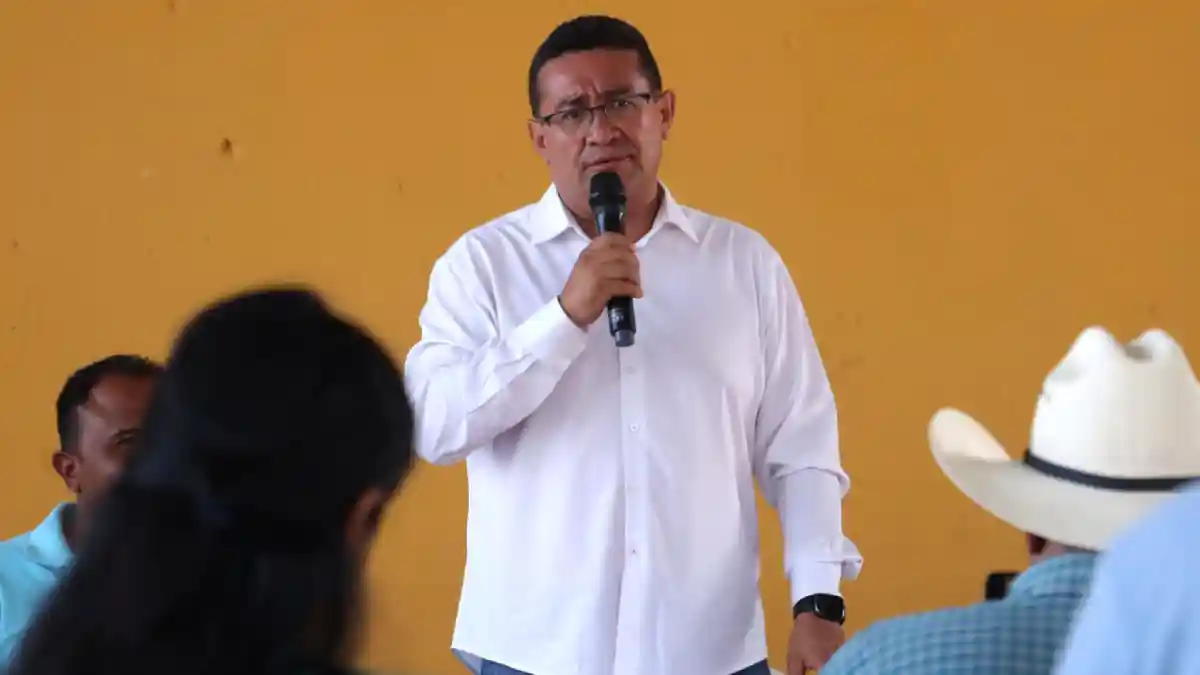 En recorrido por la Mixteca, el diputado Pável Gaspar destacó el compromiso con el desarrollo social y la niñez