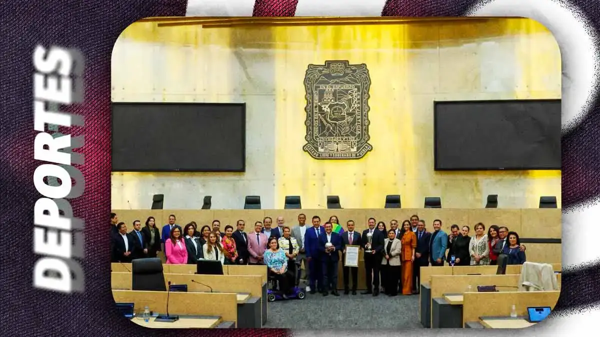 Congreso de Puebla entrega reconocimiento histórico a Cruz Azul tras ganar el Clausura 2026