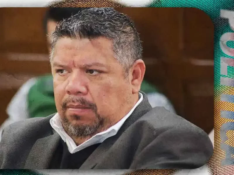 Regidor de Puebla, Andrés Cerón, niega haberse dormido en su oficina; asegura que “sufre hipertensión”