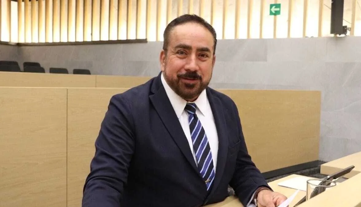 Propone Rafael Micalco modificaciones al Código Penal para combatir el robo de autopartes 
