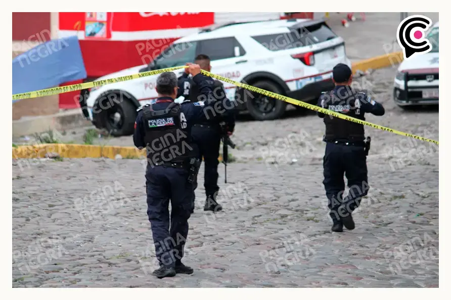 Ataque armado frente a una tienda deja una mujer muerta y dos heridas en Xonaca, Puebla