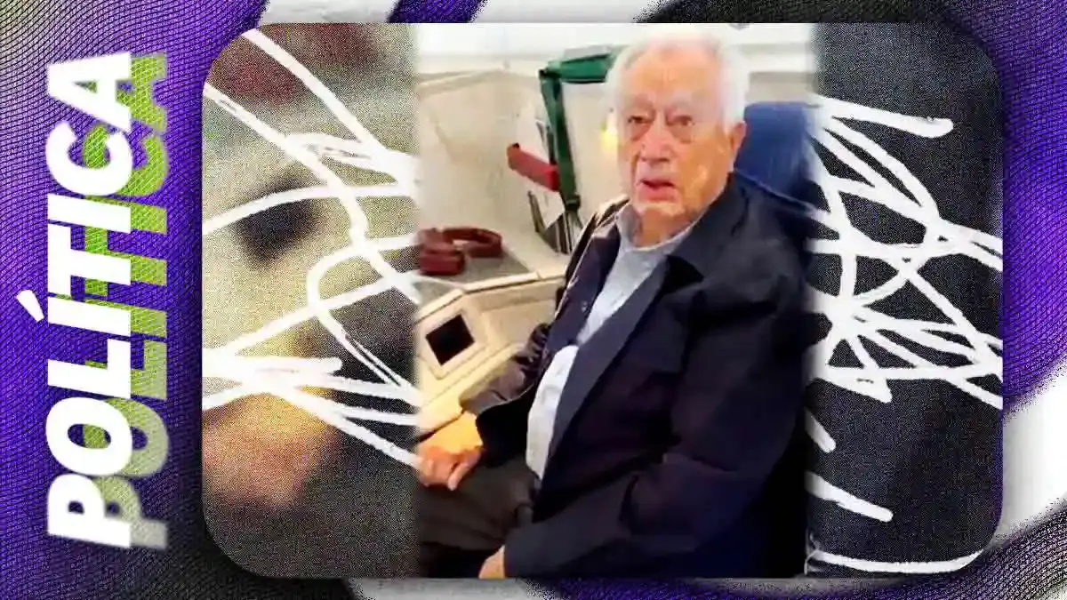 Increpan a Manuel Bartlett durante vuelo a Madrid; lo cuestionan si ya no viaja a EEUU