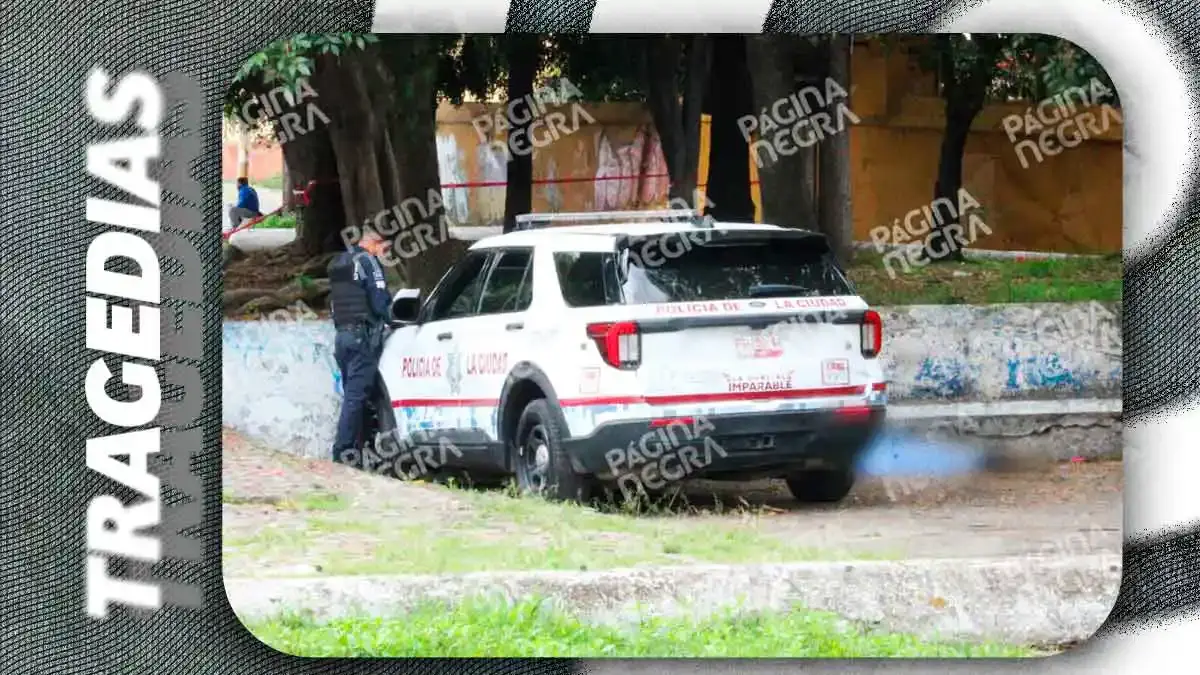 Indigente murió por causas naturales en la Plazuela del Calvario en el Barrio El Alto, Puebla