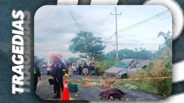 Comerciante iba a vender al tianguis de Izúcar, Puebla y muere en trágica volcadura
