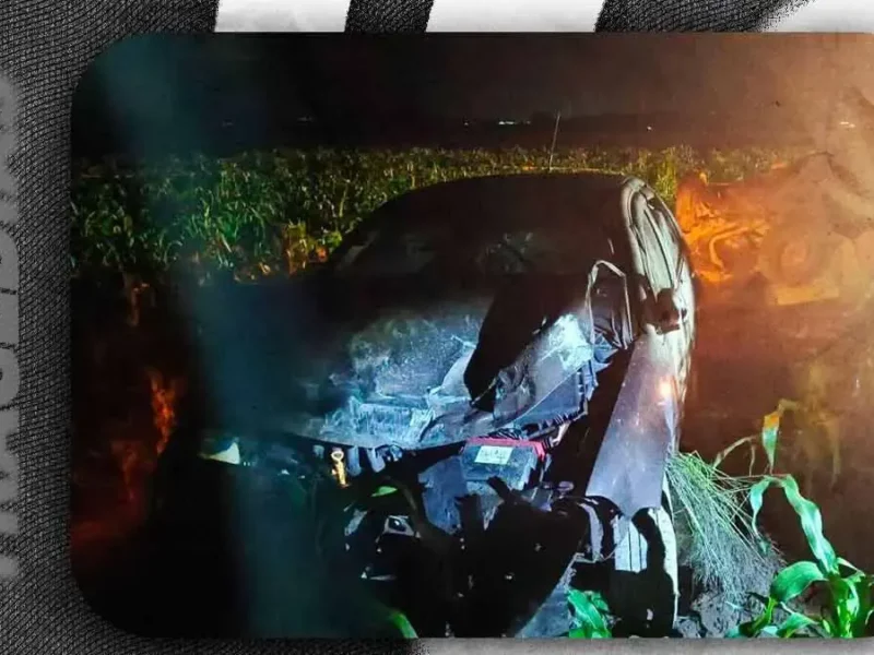 Madre e hija mueren tras choque entre dos autos en Aljojuca, Puebla