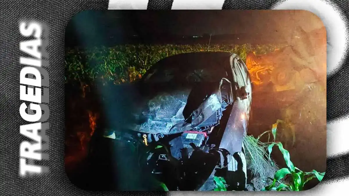 Madre e hija mueren tras choque entre dos autos en Aljojuca, Puebla