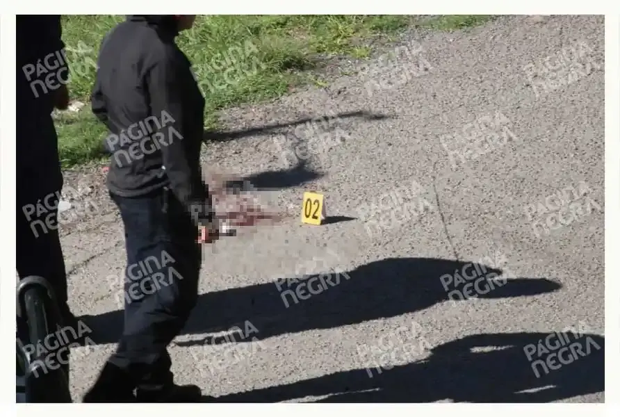 A puñaladas, matan a hombre en Totimehuacan, Puebla; víctima quedó tendida en un conjunto habitacional