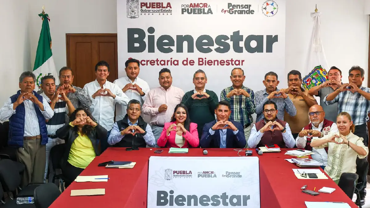 Tonantzin Fernández gestiona más obra comunitaria para las juntas auxiliares de San Pedro Cholula