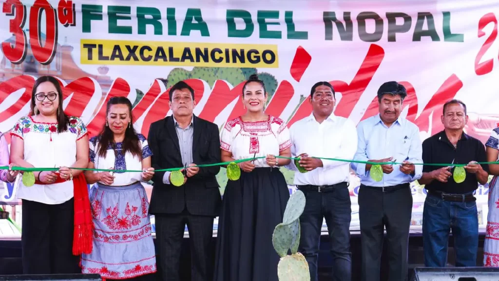 Celebra Lupita Cuautle la tradición y el orgullo de Tlaxcalancingo en la Feria del Nopal 2026