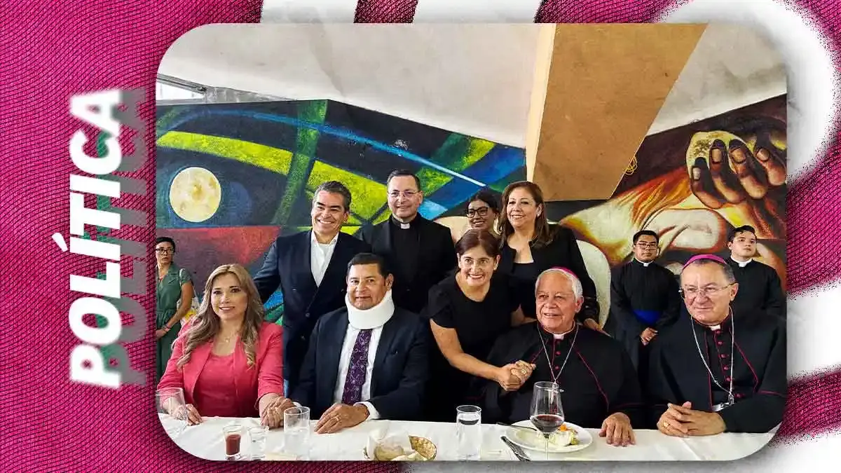 Políticos de Morena convierten en escaparate festejo del arzobispo de Puebla
