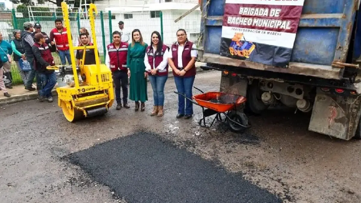 Con módulos de maquinaria propios, Tonantzin Fernández da banderazo de arranque al Bachetón 2026 en San Pedro Cholula