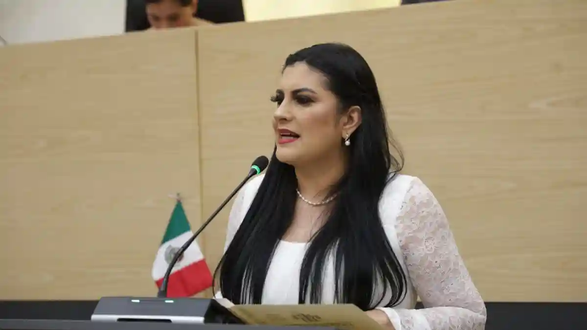 Presenta Delfina Pozos exhorto para construir e implementar una estrategia de seguridad