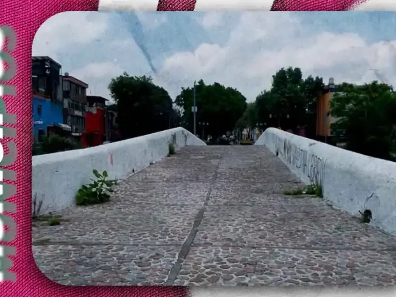 Denuncian abandono, basura y grafitis en el Puente de Ovando de Puebla; Comuna prepara acciones